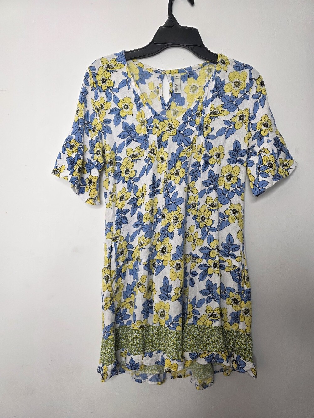 Valija Floral V-Neck Tunic Top in Yellow & Blue Size M